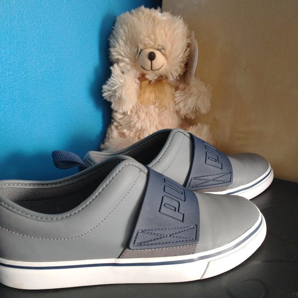 Like New Slip-On Gray Pumas - Picture 4 of 4